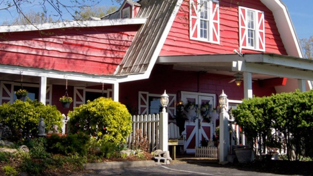 Chaffin's Barn Dinner Theatre Shutters After More Than 50 Years in Business